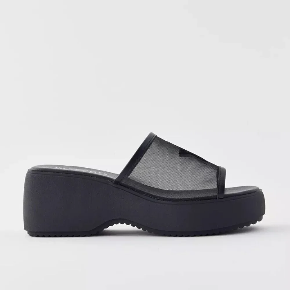 Urban Outfitters nwt rocket